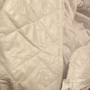 Waterproof organic crib mattress protector sheet